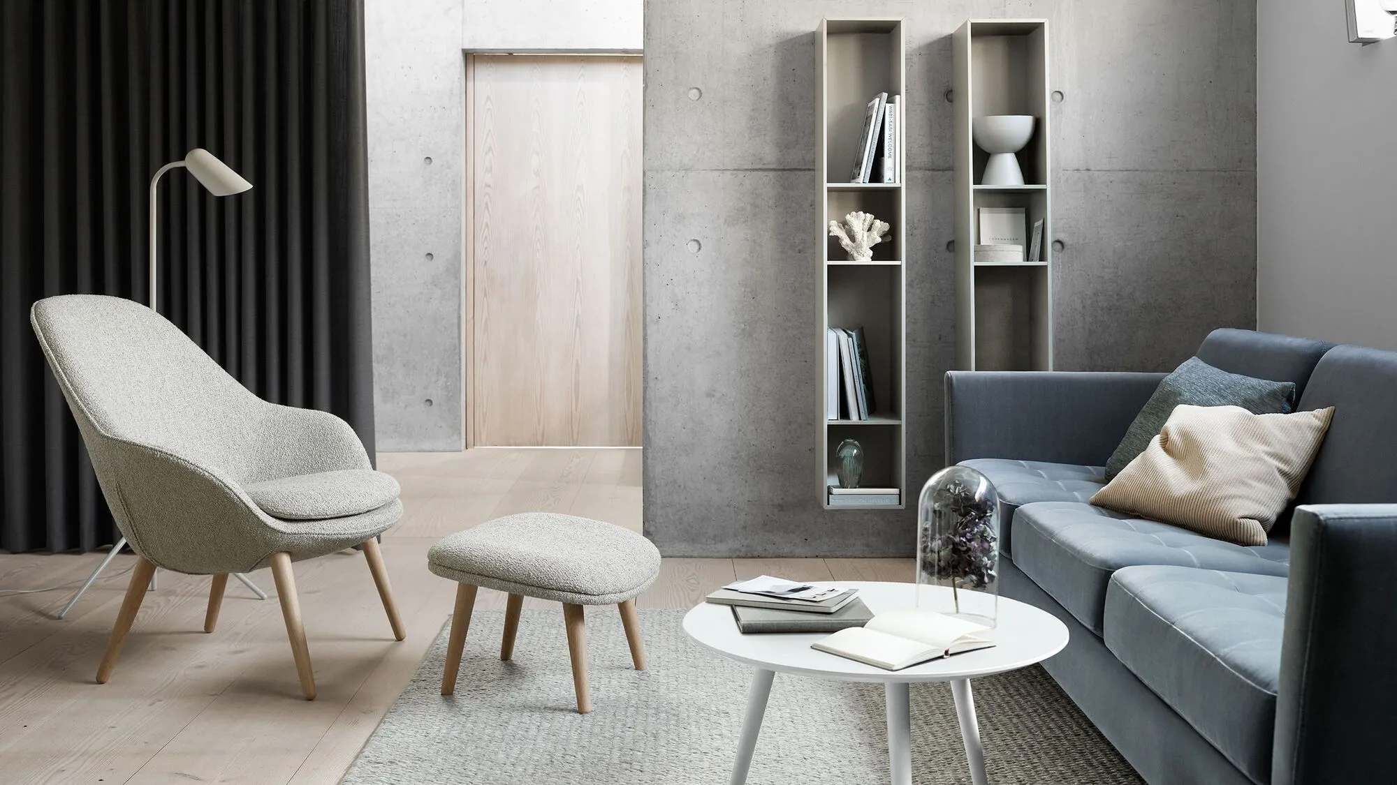 Диван Osaka - Napoli 2257 Ткань  тёмно-синего цвета  -  Под заказ в интерьере