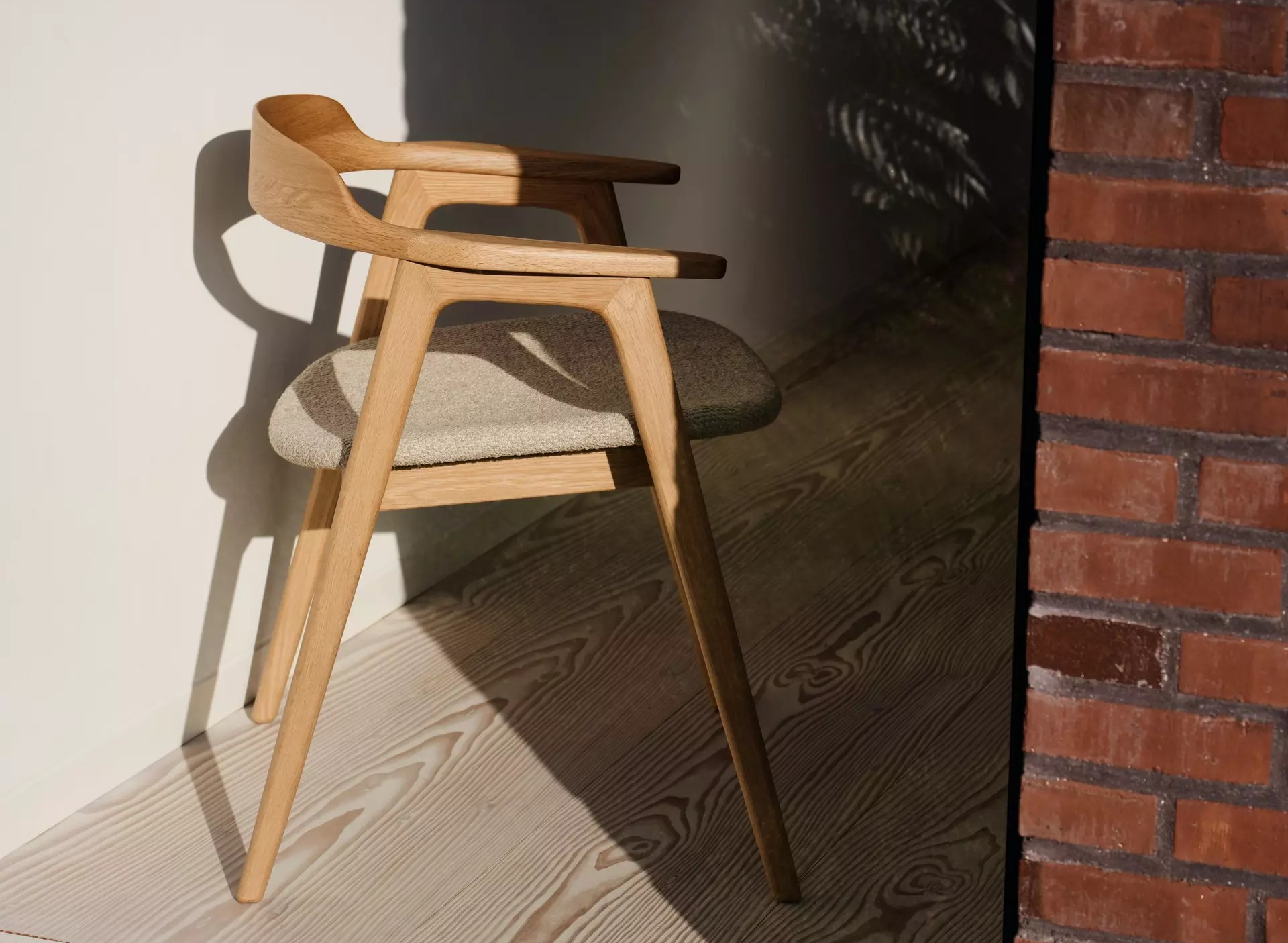 Обеденный стул Seoul -  Под заказ в интерьере