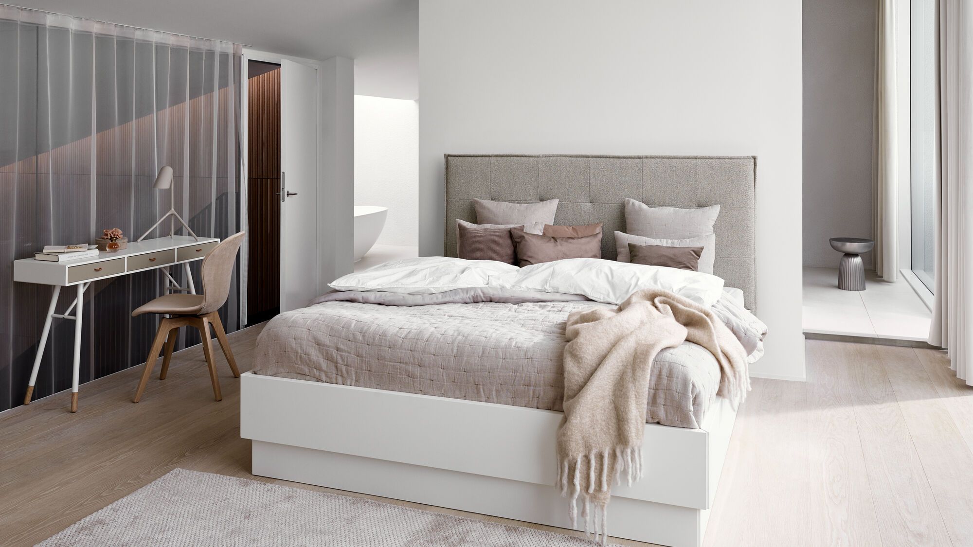 Кровать Lugano с местом для хранения - Frisco 2057 Ткань цвета кэмел с функцией акваклин  -  Под заказ в интерьере