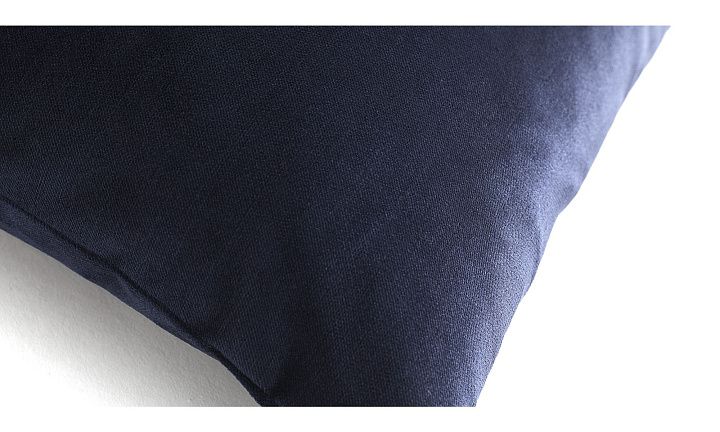 Подушка Velvet -  В наличии