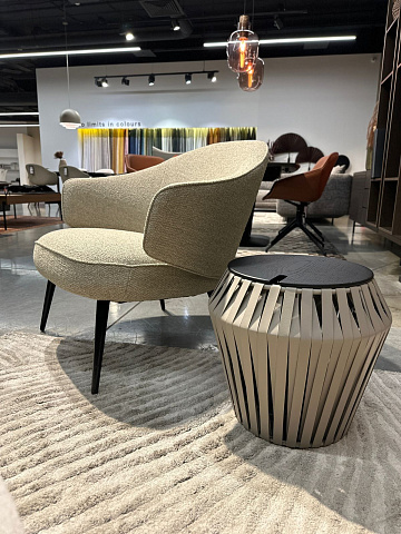 Приставной столик Valencia